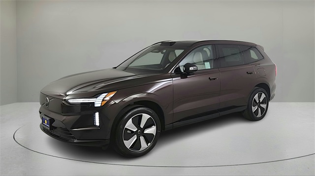 new 2025 Volvo EX90 car, priced at $81,290