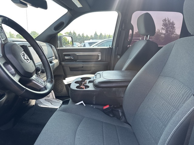 used 2022 Ram 1500 Classic car, priced at $34,500