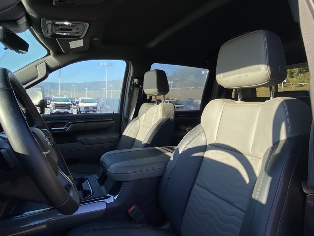 used 2024 Chevrolet Silverado 2500HD car, priced at $71,942