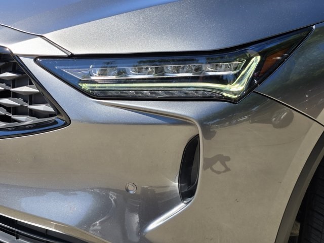 used 2023 Acura MDX car, priced at $40,990