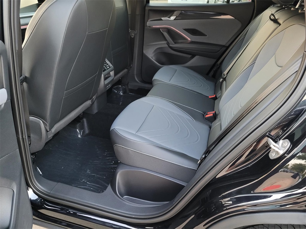 new 2025 Volkswagen Tiguan car, priced at $37,136