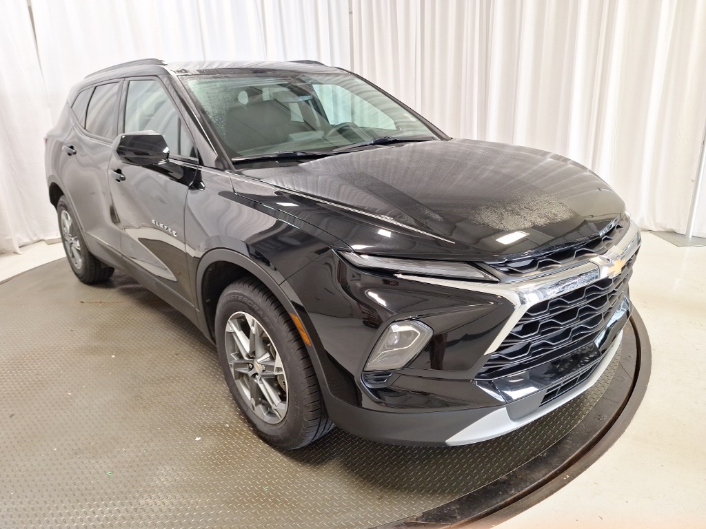 used 2024 Chevrolet Blazer car, priced at $25,494