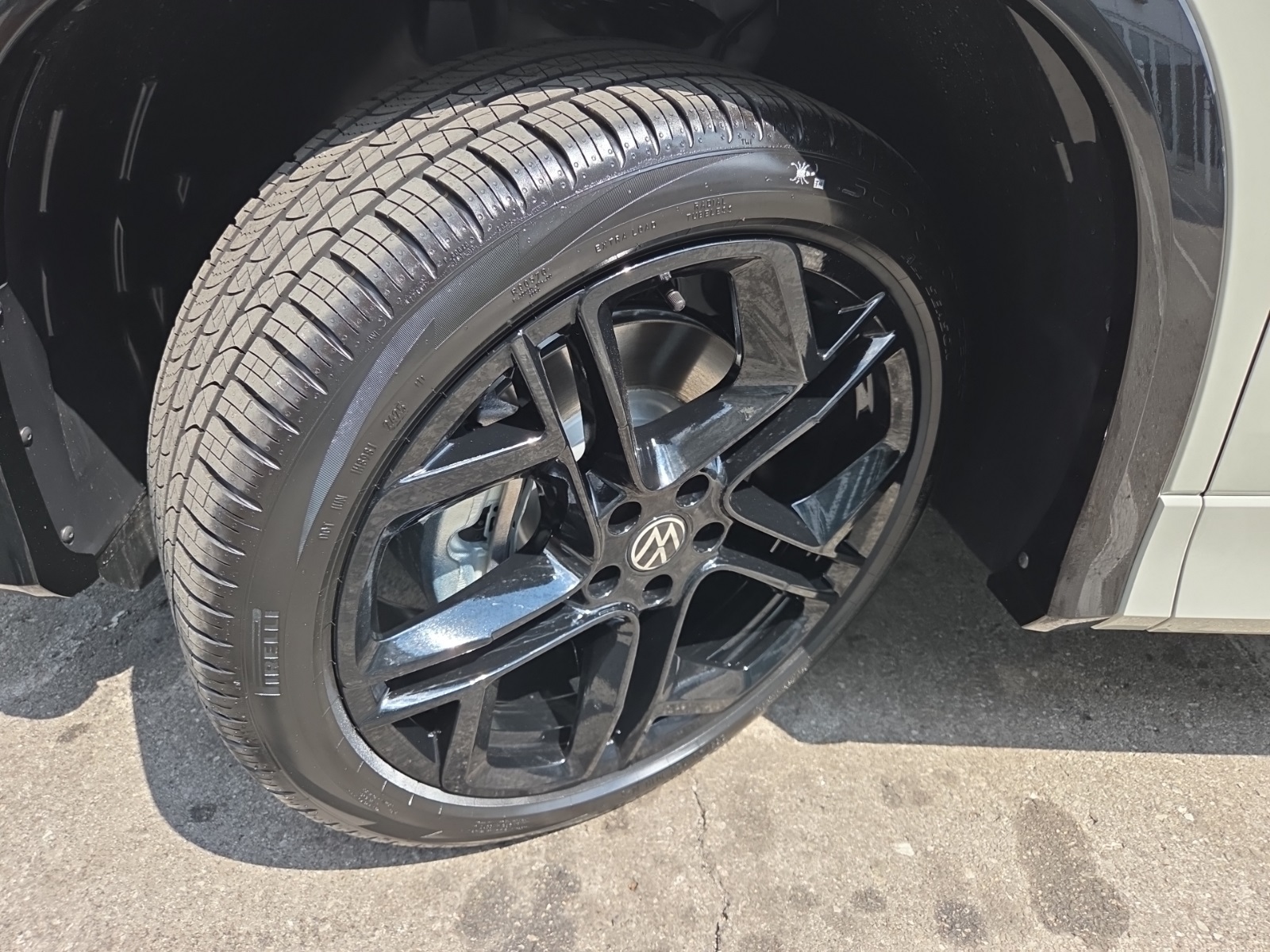new 2025 Volkswagen Tiguan car, priced at $37,751