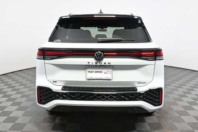 new 2025 Volkswagen Tiguan car, priced at $41,756