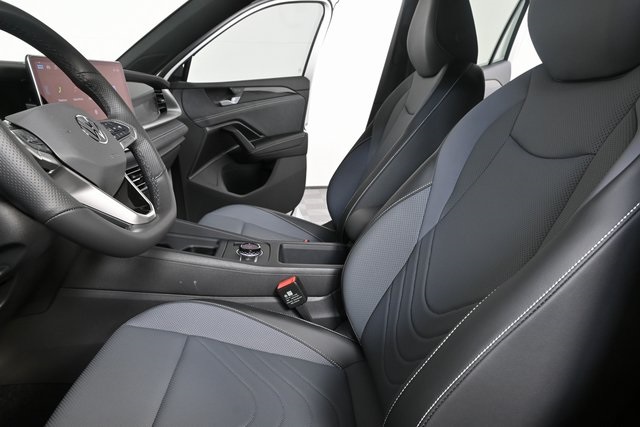 new 2025 Volkswagen Tiguan car, priced at $41,756