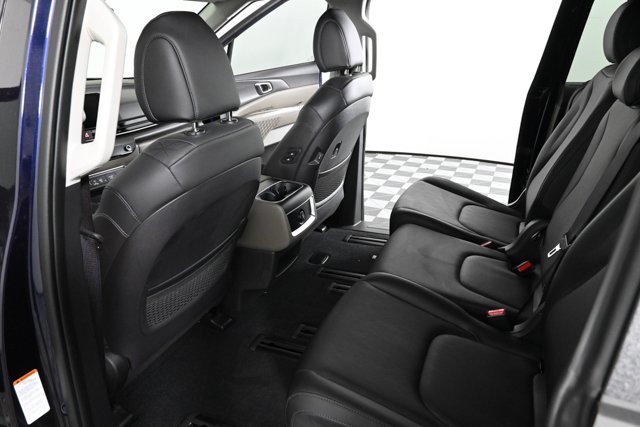 new 2026 Kia Carnival Hybrid car, priced at $46,460