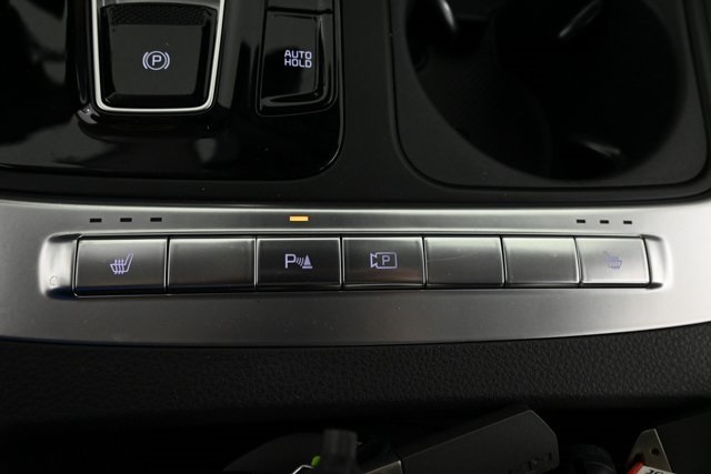 new 2026 Kia Carnival Hybrid car, priced at $46,460