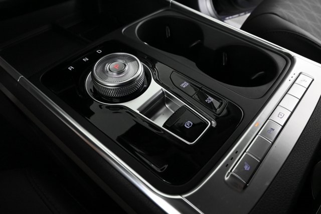 new 2026 Kia Carnival Hybrid car, priced at $46,460