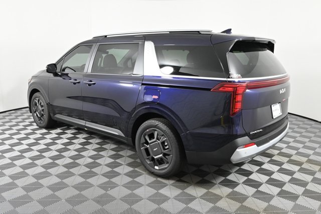 new 2026 Kia Carnival Hybrid car, priced at $46,460