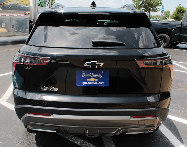 new 2026 Chevrolet Equinox car, priced at $35,930