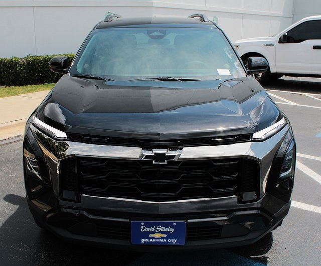 new 2026 Chevrolet Equinox car, priced at $35,930