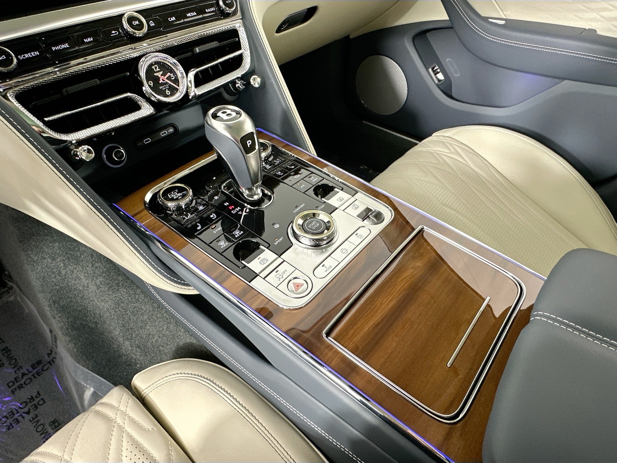 new 2026 Bentley Flying Spur car