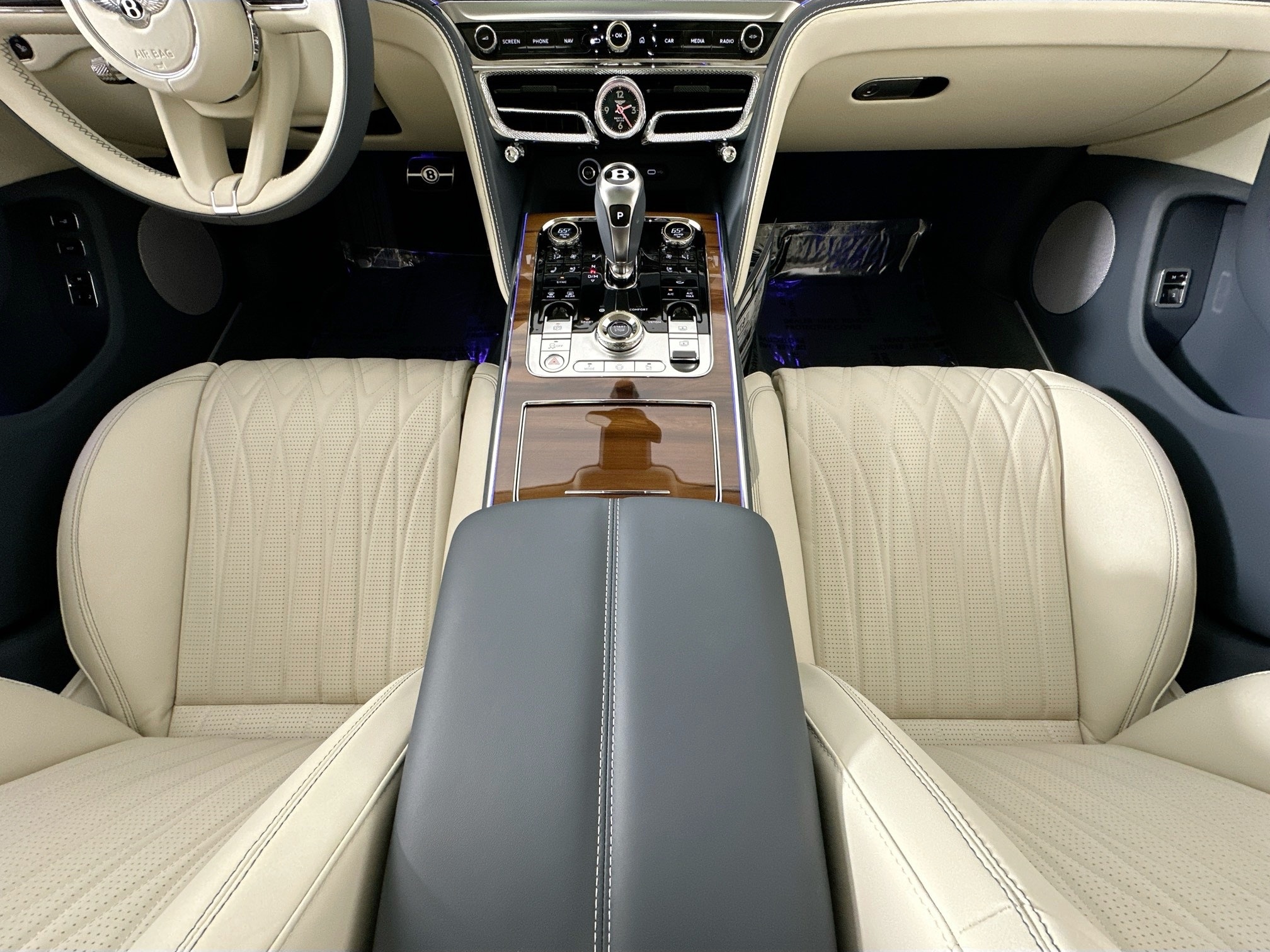 new 2026 Bentley Flying Spur car