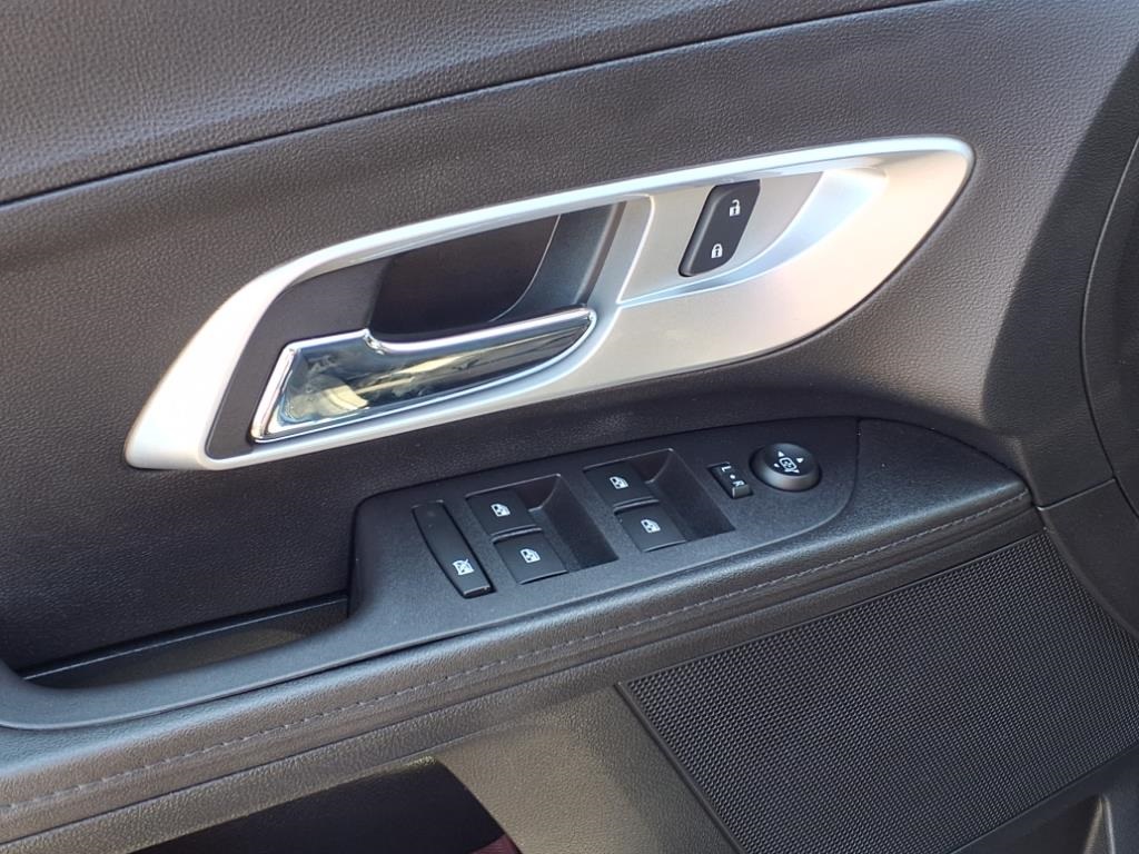 used 2017 Chevrolet Equinox car, priced at $14,900
