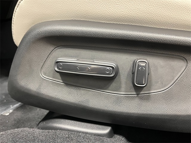 new 2026 Honda HR-V car, priced at $32,005