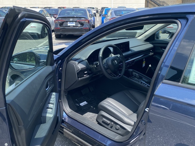 new 2025 Honda Accord Hybrid car, priced at $33,925