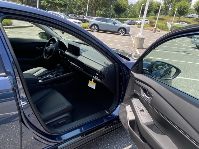 new 2025 Honda Accord Hybrid car, priced at $33,925
