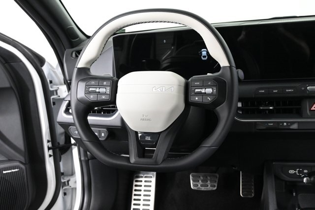 new 2025 Kia K4 car, priced at $31,850