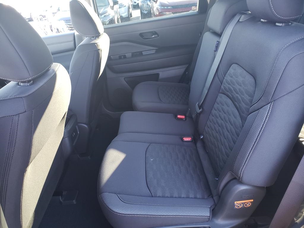 new 2025 Nissan Pathfinder car, priced at $31,990