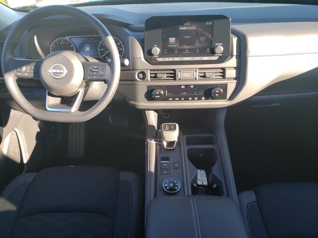 new 2025 Nissan Pathfinder car, priced at $31,990