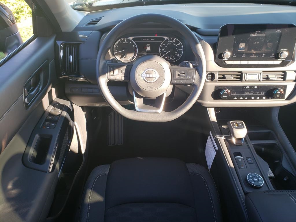 new 2025 Nissan Pathfinder car, priced at $31,990
