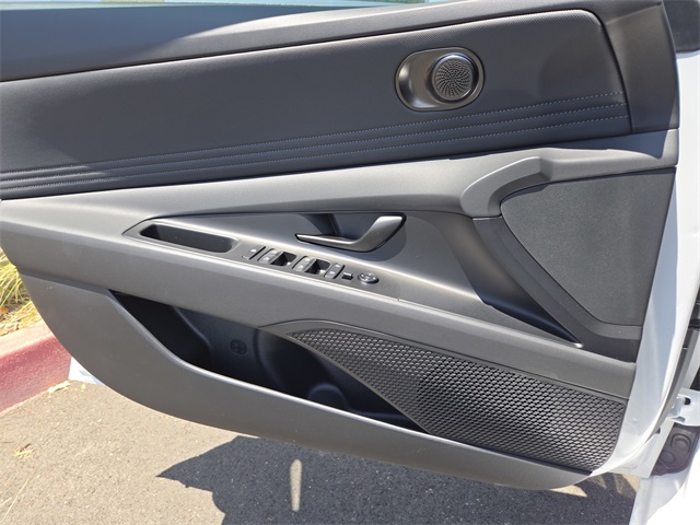 new 2025 Hyundai Elantra Hybrid car, priced at $25,945