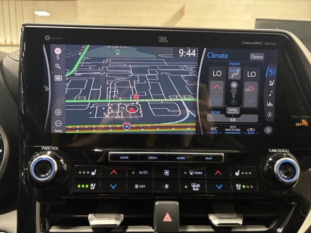 used 2020 Toyota Highlander car, priced at $35,915