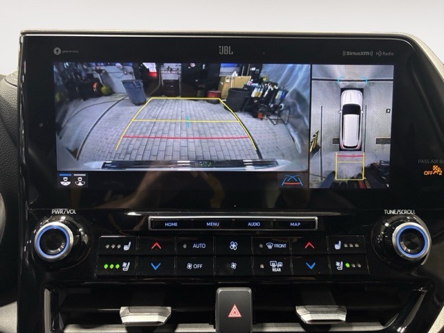 used 2020 Toyota Highlander car, priced at $35,915