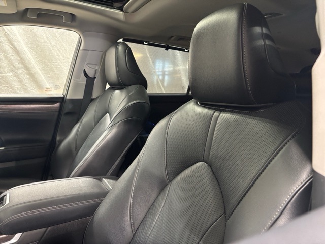 used 2020 Toyota Highlander car, priced at $35,915