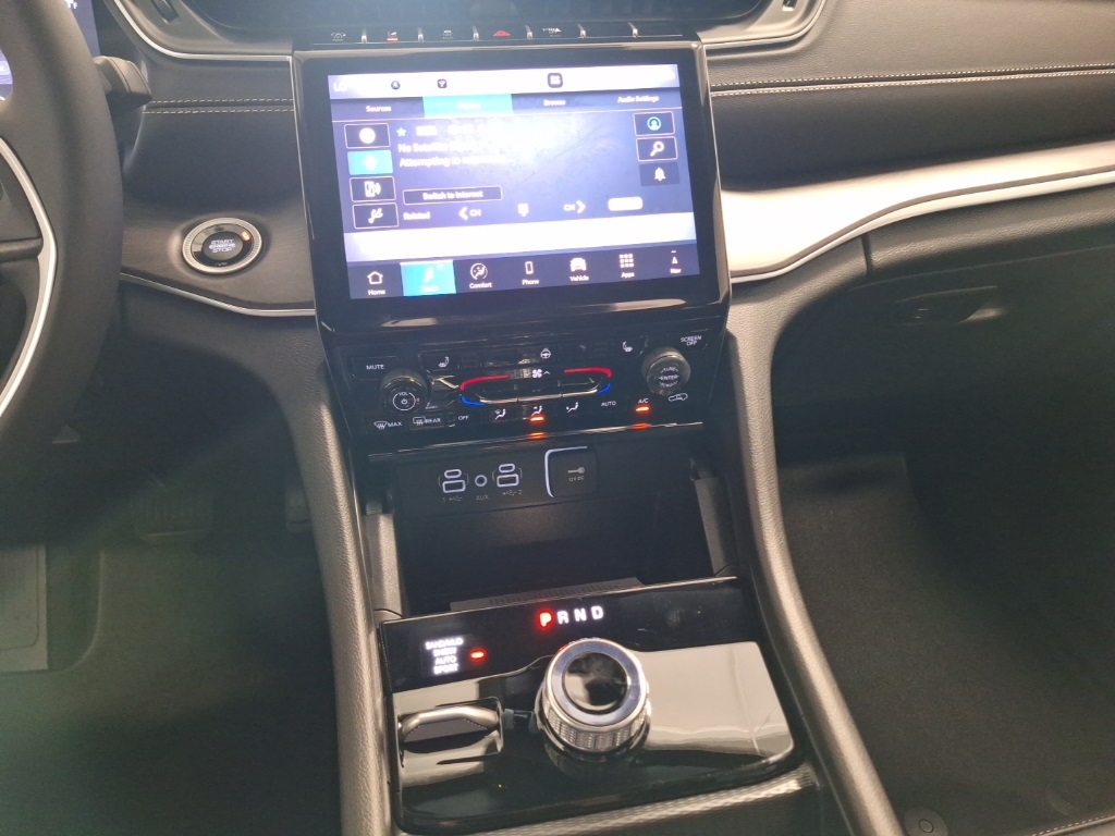 new 2025 Jeep Grand Cherokee L car, priced at $51,740