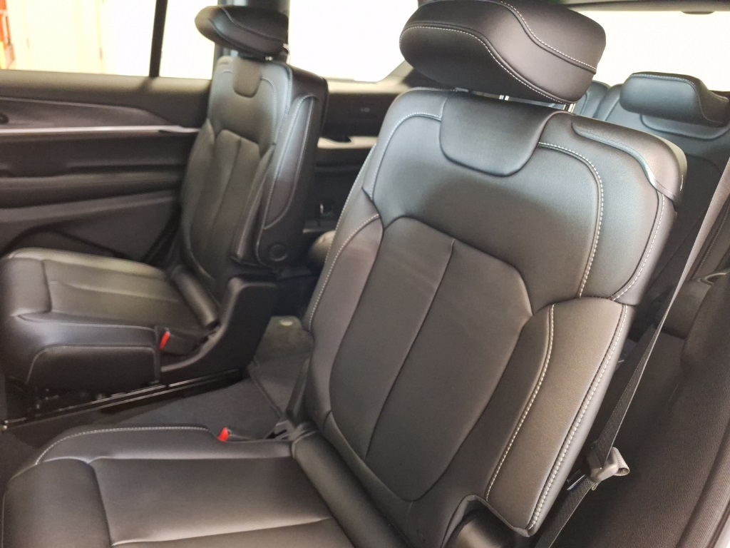 new 2025 Jeep Grand Cherokee L car, priced at $51,740