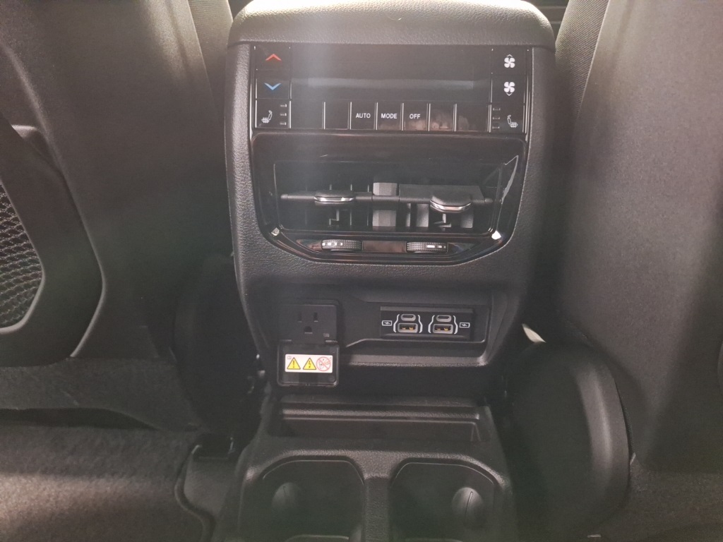 new 2025 Jeep Grand Cherokee L car, priced at $51,740