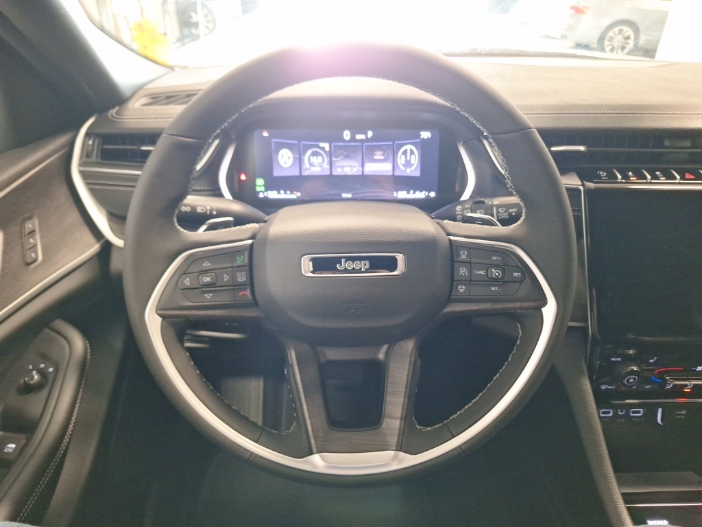 new 2025 Jeep Grand Cherokee L car, priced at $51,740