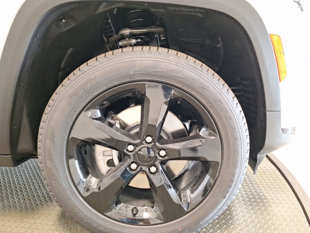 new 2025 Jeep Grand Cherokee L car, priced at $51,740