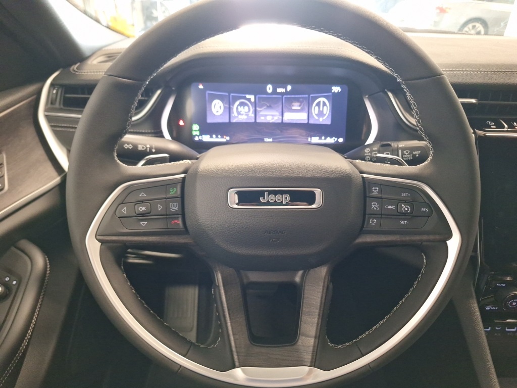 new 2025 Jeep Grand Cherokee L car, priced at $51,740