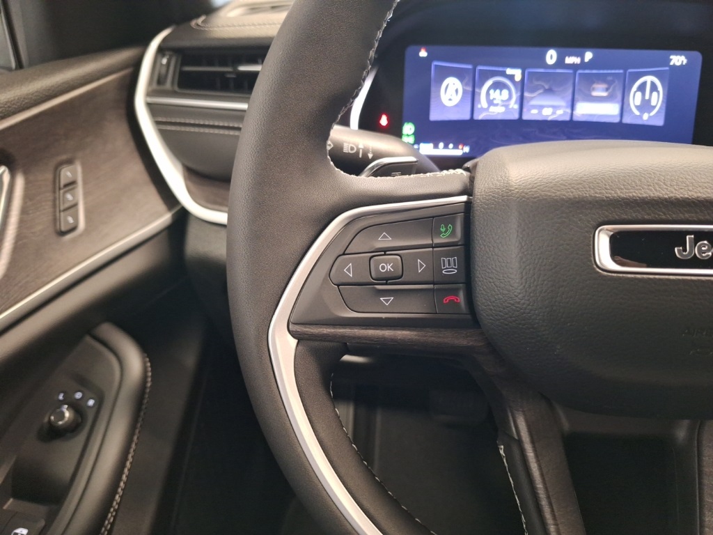 new 2025 Jeep Grand Cherokee L car, priced at $51,740