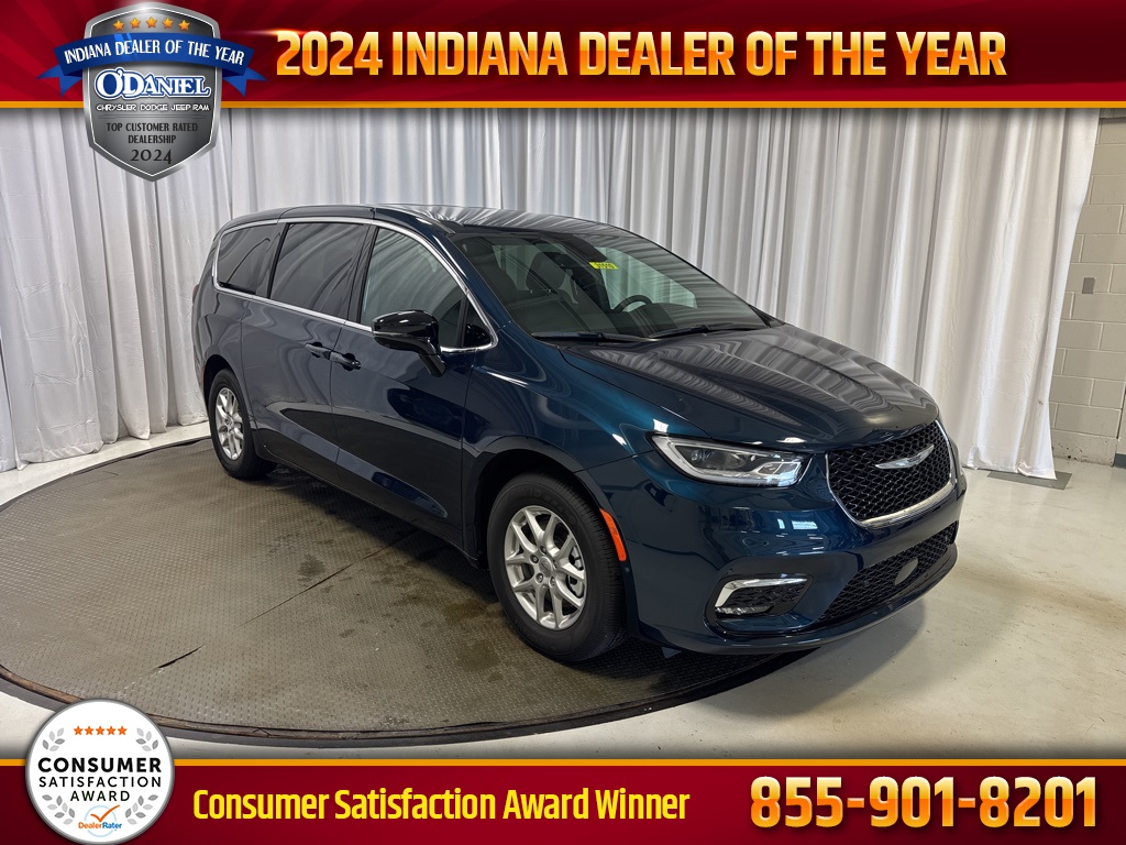 new 2025 Chrysler Pacifica car, priced at $40,133