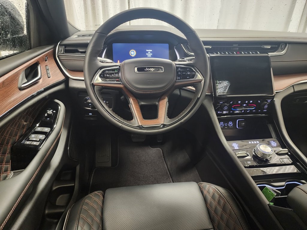 new 2025 Jeep Grand Cherokee L car, priced at $57,499