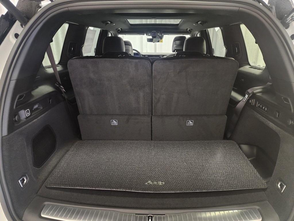 new 2025 Jeep Grand Cherokee L car, priced at $57,499