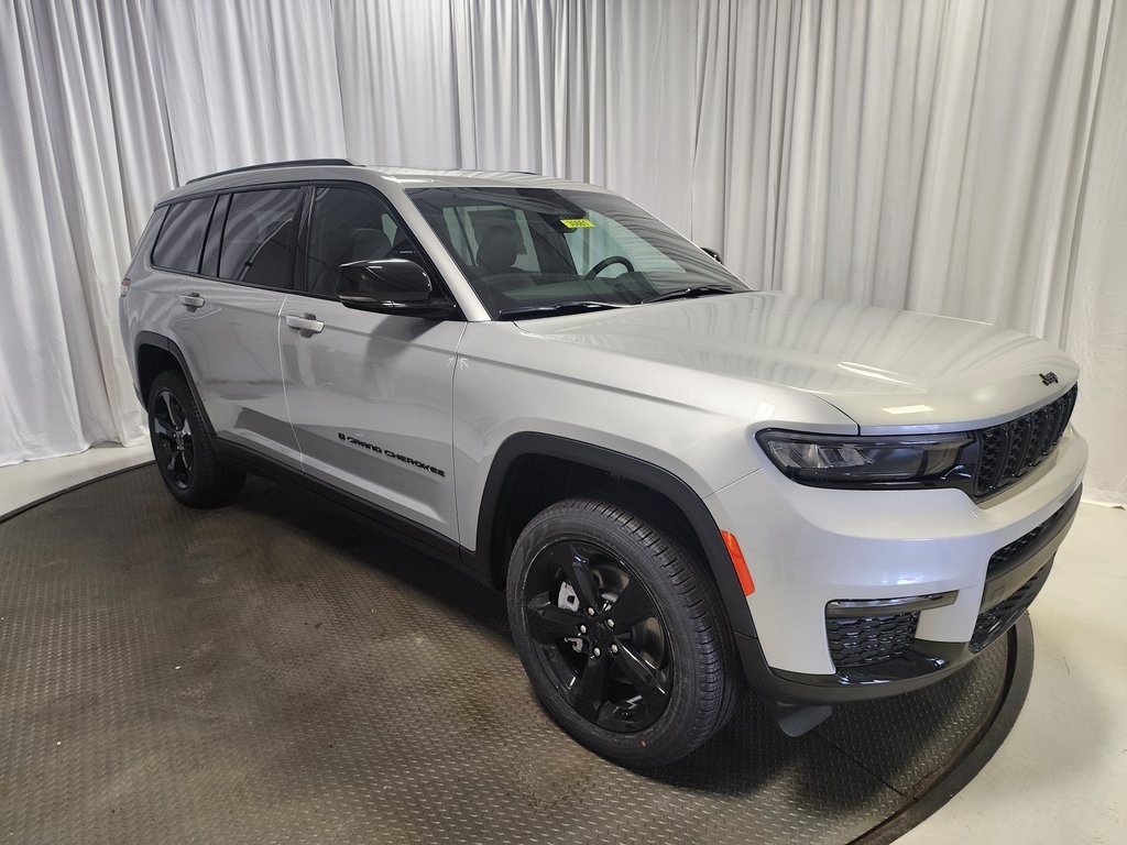 new 2025 Jeep Grand Cherokee L car, priced at $47,499