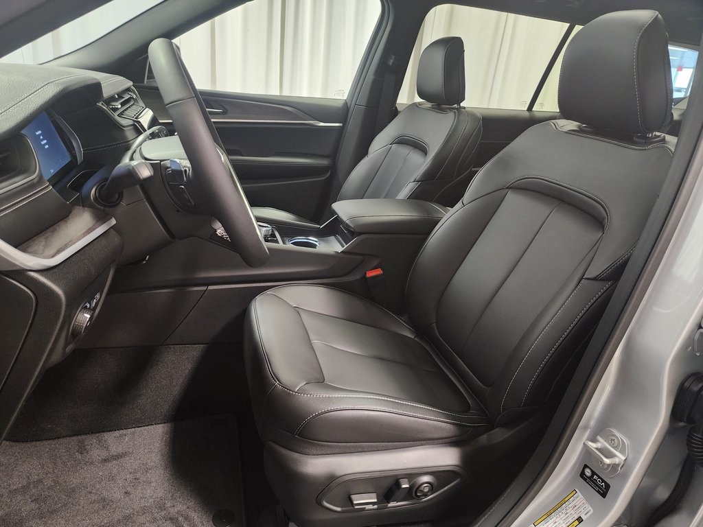 new 2025 Jeep Grand Cherokee L car, priced at $47,499