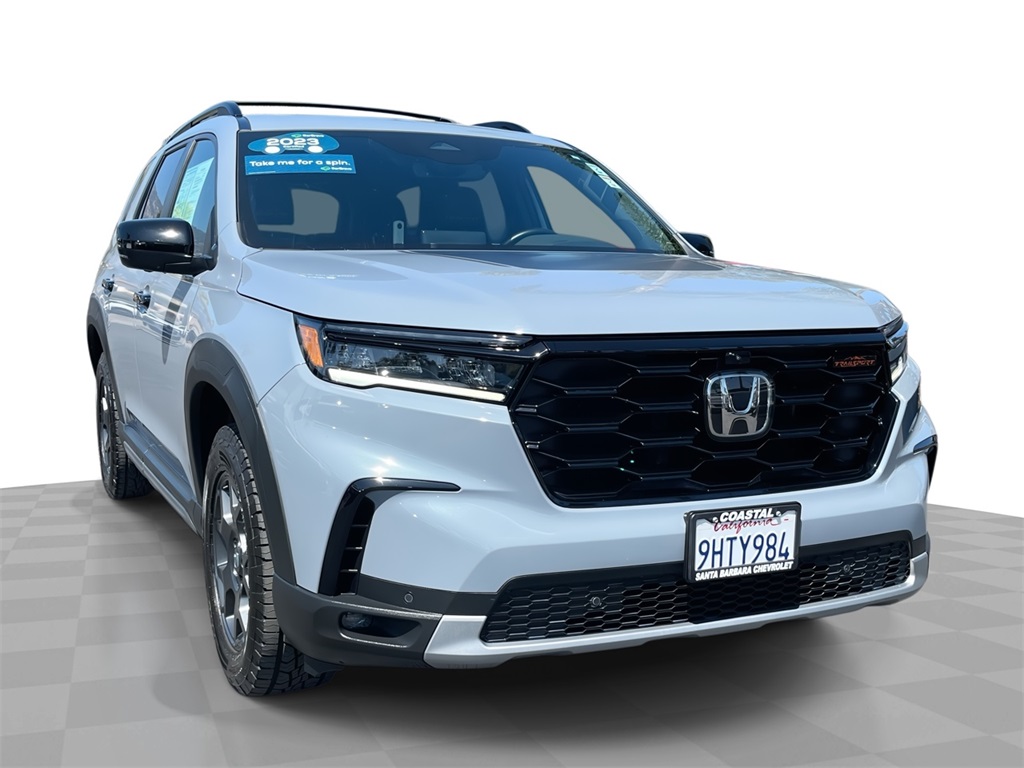 used 2023 Honda Pilot car, priced at $43,600