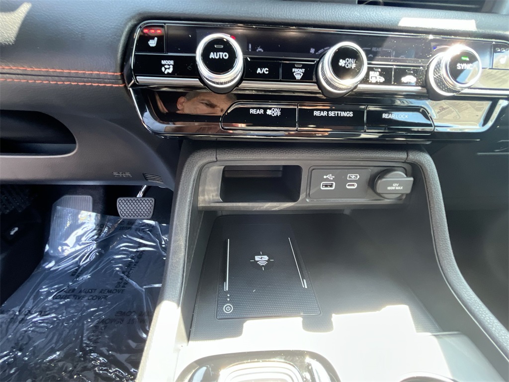 used 2023 Honda Pilot car, priced at $43,600