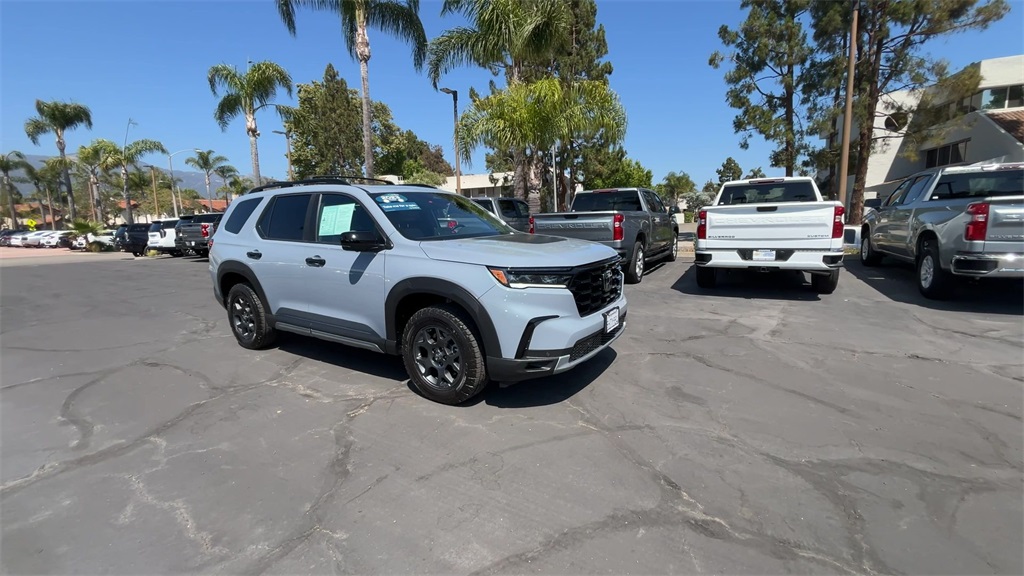 used 2023 Honda Pilot car, priced at $43,600