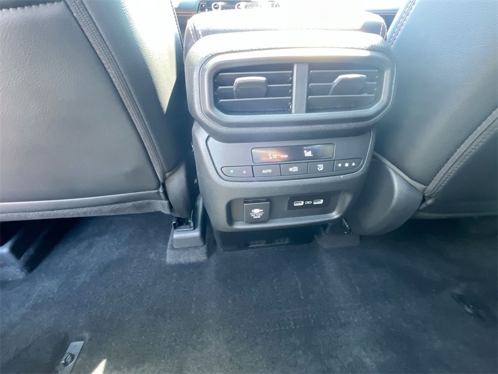 used 2023 Honda Pilot car, priced at $43,600