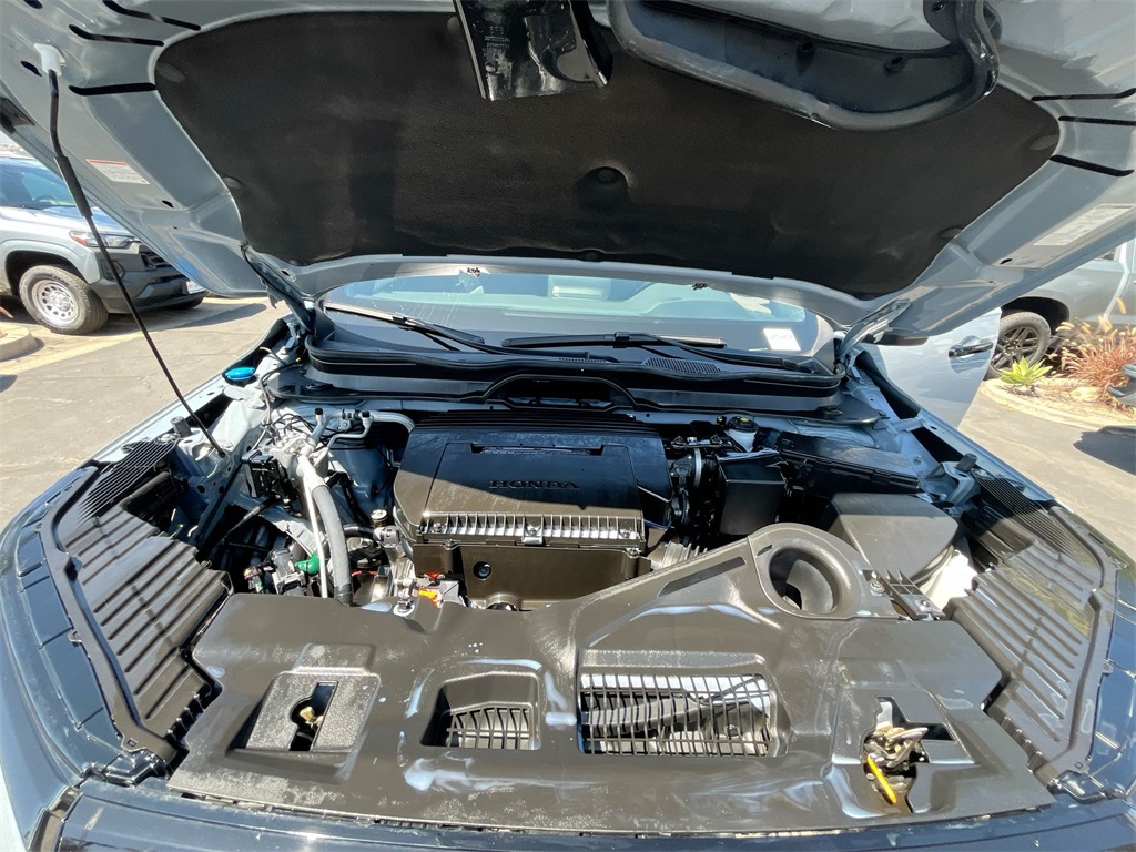 used 2023 Honda Pilot car, priced at $43,600