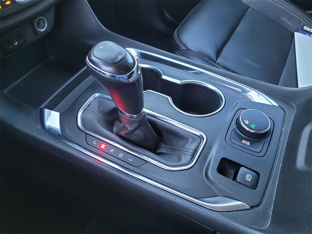 used 2020 Chevrolet Traverse car, priced at $19,900