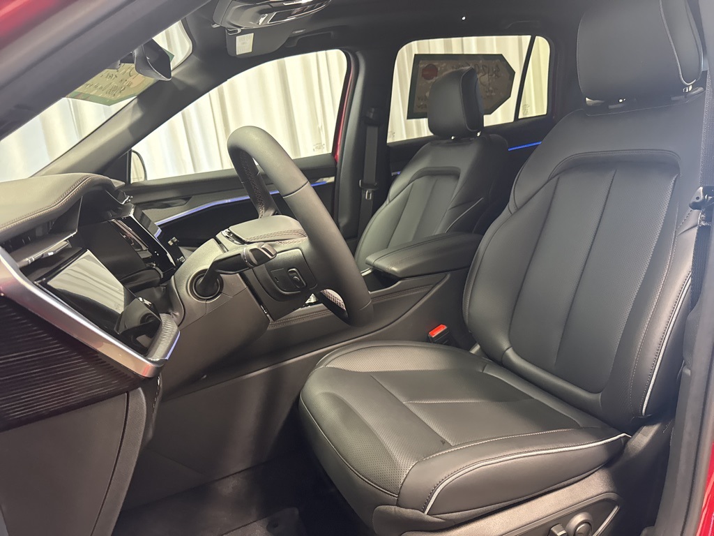 new 2025 Jeep Wagoneer S car, priced at $45,999