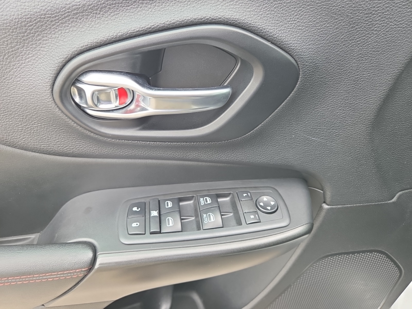 used 2021 Jeep Cherokee car, priced at $20,900