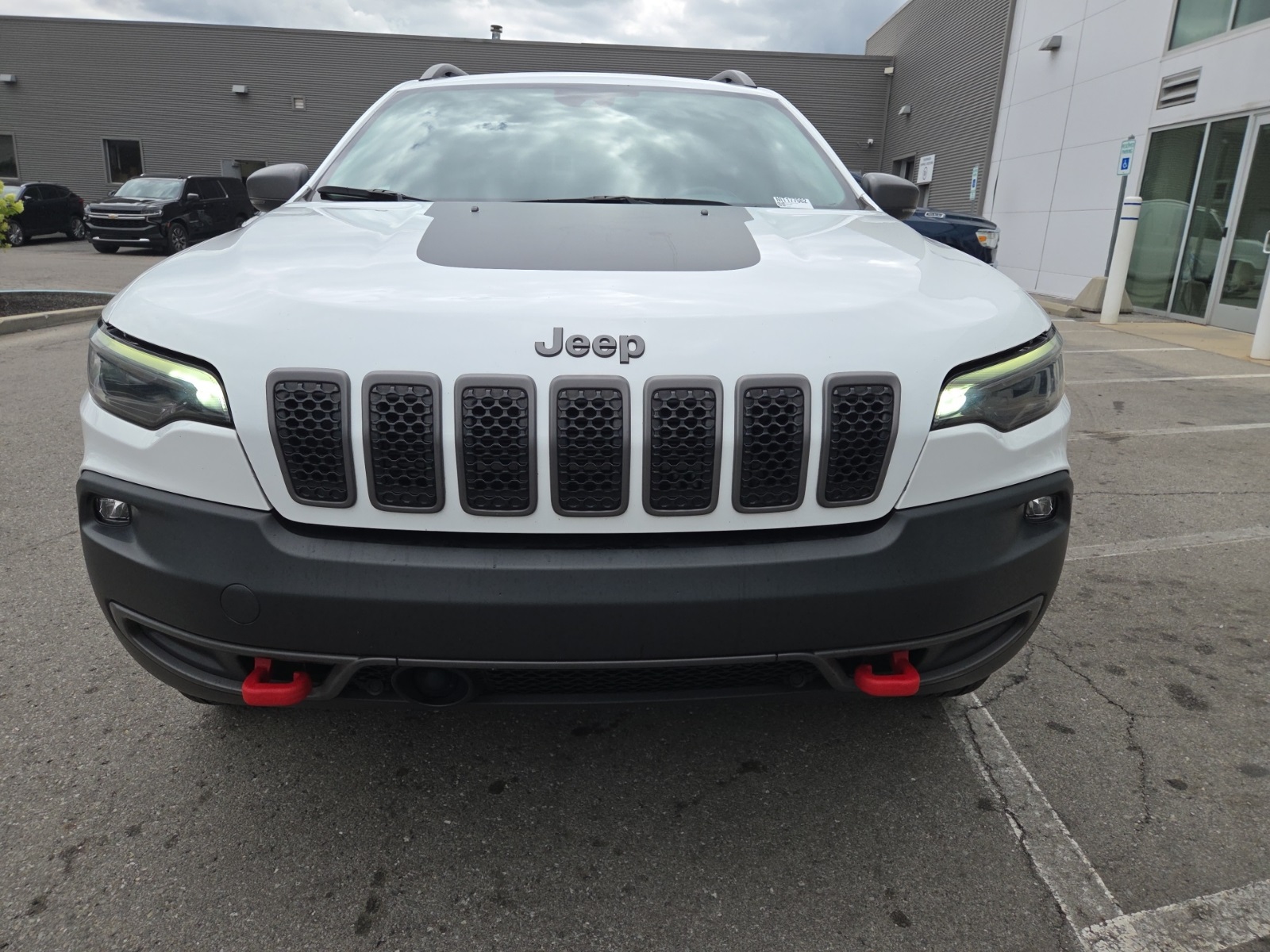 used 2021 Jeep Cherokee car, priced at $20,900